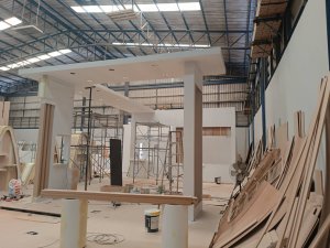 Construction Warehouse